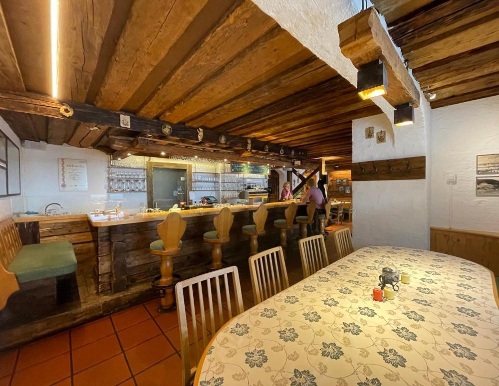 Restaurant-Pension Dorfwirt Бад Кляйнкирххайм Экстерьер фото